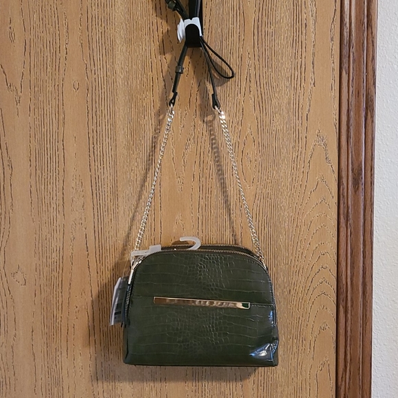 Time and Tru Handbags - NWT Time &Tru Crossbody Bag/…
